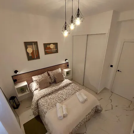 Apartamento La Rosa Amarilla Madrid Exterior photo